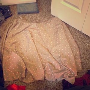 Eva Mendes flowing skirt